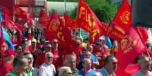 Electrolux, manifestazione a Cerreto d'Esi contro il piano dei tagli