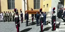 L'ultimo saluto a Emma Bonino, i funerali di Stato laici in Campidoglio