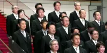 Giappone, lieve rimpasto nel Governo Takaichi, posti chiave restano