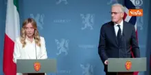 "Fate una domanda anche al Primo ministro Store", Meloni scherza con i cronisti a Oslo