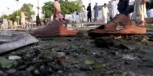 In Pakistan attacco suicida contro quartier generale polizia: 31 morti