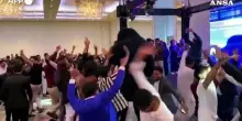 Pakistan, la moda dei gorilla infiamma le piste da ballo