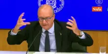Valditara: Divieto di burqa e niqab a scuola, sanzioni fino a 1000 euro per volto coperto