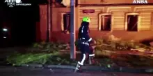 Attacco di droni nella regione di Kharkiv, soccorritori al lavoro