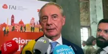 Urso: proseguiamo con accise mobili, iniziativa Eni lodevole