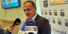 De Luca "Io a destra o a sinistra? Chiedete a loro se vengono con me"