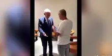 Israele, Netanyahu incontra un passeggero del volo Flydubai