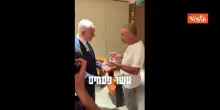Volo dirottato a Dubai, Netanyahu incontra il passeggero intervenuto per fermare attentatore
