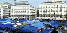 Crisi alloggi in Spagna, la protesta a Puerta del Sol a Madrid