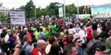 Crisi alloggi, decine di migliaia di persone protestano a Madrid