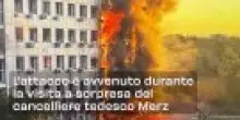 Raid russo su Kiev, colpito di nuovo il ponte nord della capitale