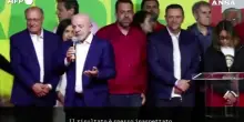 Brasile, Bolsonaro Jr. batte Lula e vola al ballottaggio da favorito