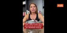 Piccolotti con un rotolo di carta igienica in mano: La scuola pubblica ha bisogno di risorse