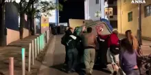 Marsiglia, gli studenti bloccano l&rsquo;ingresso del liceo Saint-Charles