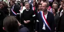 Leader LFI M&eacute;lenchon canta la Marsigliese al corteo studenti a Parigi