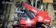 Notte di raid russi sulla citt&agrave; di Kharkiv in Ucraina, le immagini