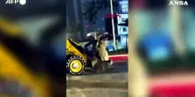 Allagamenti e caos a Istanbul dopo le forti piogge