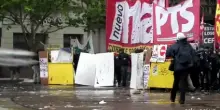 Migliaia di argentini protestano contro svuotamento universit&agrave;