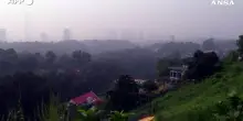 Una foschia tossica avvolge la capitale della Malesia per i roghi in Indonesia