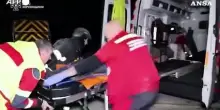 Raid su Kherson, ferita famiglia con neonato e ucciso l'autista di un'ambulanza