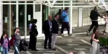 Attesa al Gemelli, il Papa sar&agrave; dimesso nel pomeriggio