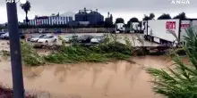 Spagna, gravi inondazioni nella provincia di Valencia dopo le piogge torrenziali
