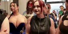 I fan di Lara Croft celebrano i suoi 30 anni nella citt&agrave; natale