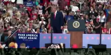 Trump senza freni elogia il lato b di Nicki Minaj, "difficile da ignorare"