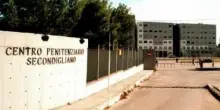 Jammer contro i cellulari in carcere, la svolta arriva da Secondigliano: in un giorno respinti 24mila tentativi di connessione e chiamate