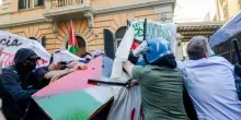 L’imbarazzo per la manifestazione per Gaza alla vigilia dei Referendum: centrosinistra spaccato tra i due appuntamenti