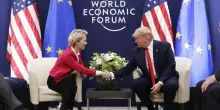 UE-Usa, proposta di tregua: von der Leyen pronta ad accettare dazi al 10%