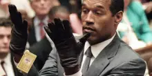Processo O.J. Simpson, l’investigatore bianco, il razzismo e i guanti piccoli: perché “non è colpevole”