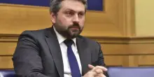 Le due vite di Massimo Artini, da deputato grillino a lobbista nel settore Difesa. Le missioni riservate e i dubbi sui server di Sinapsi
