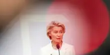 Von der Leyen si salva ma è una tregua prima della battaglia finale: il sostegno di socialisti, liberali e verdi non è un assegno in bianco