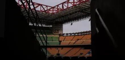 Milano, escort 18enni per noti calciatori di Serie A. Le serate organizzate da una societ&agrave; di Cinisello: i primi arresti