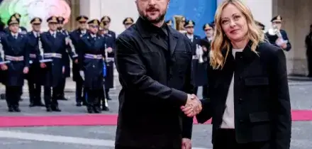 Giorgia incassa la fiducia al vertice con Zelensky