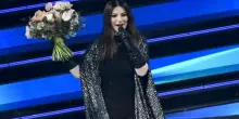 Laura Pausini conduttrice di Sanremo, la cantante &ldquo;moderata&rdquo; che piace anche al governo. Quando non cant&ograve; &lsquo;Bella Ciao&rsquo;