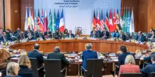 Guerra civile in Sudan, la conferenza di Berlino con Ong e societ&agrave; civile (ma senza i protagonisti del massacro): soldi, promesse e la richiesta di pace