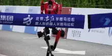 Mezza maratona, robot stabilisce record del mondo sui 21km