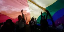 A Roma il Pride Judenfrei della vergogna grazie all&rsquo;empatia suicida: i gay palestinesi fuggono a centinaia ogni anno in Israele (il Paese &ldquo;genocida&rdquo;)