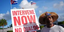 Cuba entra nel caos globale. La portaerei Uss Nimitz a largo dei Caraibi, Trump: &ldquo;Un aiuto, sono allo sfascio&rdquo;