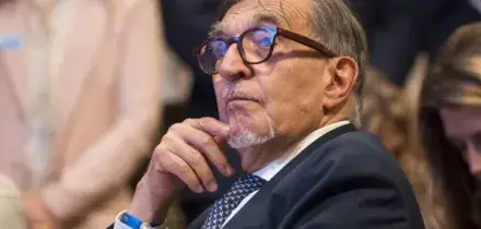 La nuova legge elettorale sotto l&rsquo;ombrellone,  La Russa: &ldquo;Le preferenze riportano elettori al voto&rdquo;