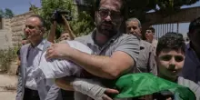 La morte del piccolo Sam Abu Haikal, colpito mentre viaggiava in auto da un soldato. E parte il coro: &ldquo;Israele assassino&rdquo;