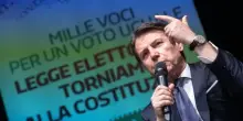 Giuseppe Conte, l&rsquo;egemone del campo largo. Evita l&rsquo;etichetta di sinistra e strumentalizza la Costituzione
