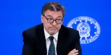 Caro carburante, Giorgetti sconta il diesel ma dimentica la benzina
