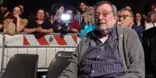 Guccini, lo schivo montanaro che ha saputo interpretare pi&ugrave; parti in commedia restando sempre s&eacute; stesso