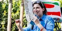 Il Pd e il problema della sua identit&agrave;: Ocasio-Cortez scarica la prima stagione woke, Schlein e il cerchio magico adesso cosa saranno?
