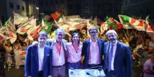 Campo sfaldato sull&rsquo;Ucraina: l&rsquo;alleanza nel 2027 traballa, Calenda apre ai riformisti dem