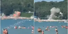 Guerra Russia-Ucraina, il video del drone di Kiev (abbattuto dalla contraerea di Putin) che esplode in spiaggia: la fuga dal mare e le vittime