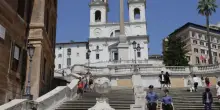 A Piazza di Spagna torna &laquo;Fashion & Talents&raquo;: la moda dei giovani tra creativit&agrave;, innovazione e impegno sociale